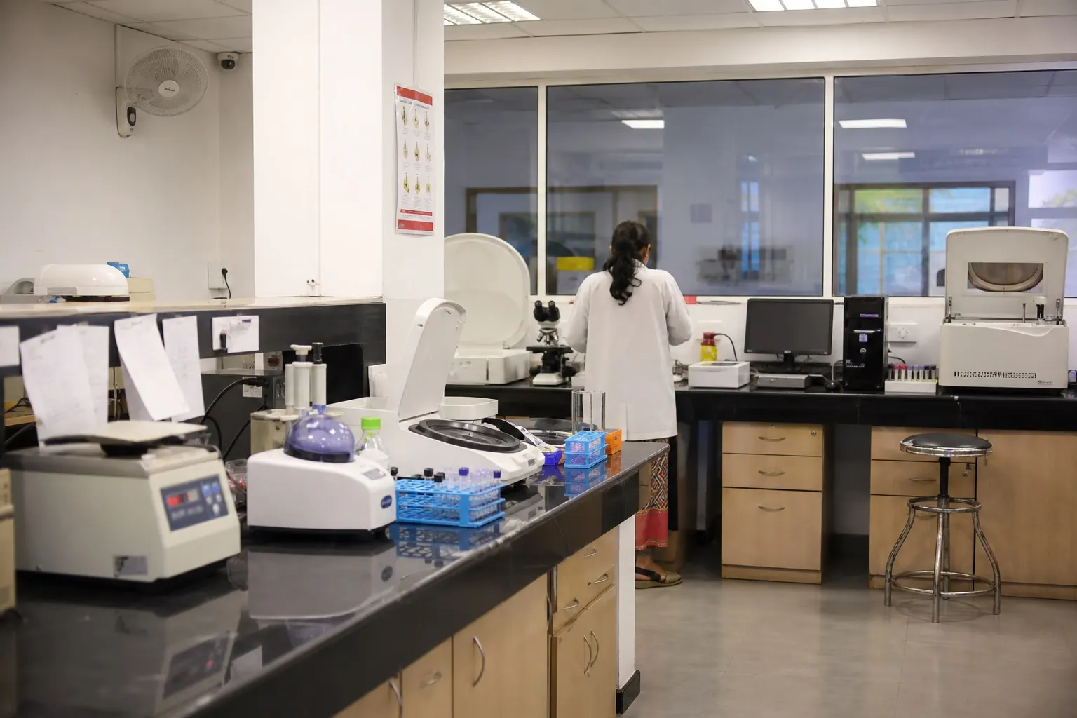 Hospital diagnostic laboratory with clinical testing equipment